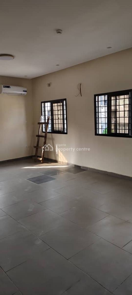 Fully Serviced 3 Bedroom Apartment + Bq, Swimming Pool, Gym, Off Admiralty Way, Lekki Phase 1, Lekki, Lagos, Flat / Apartment for Rent