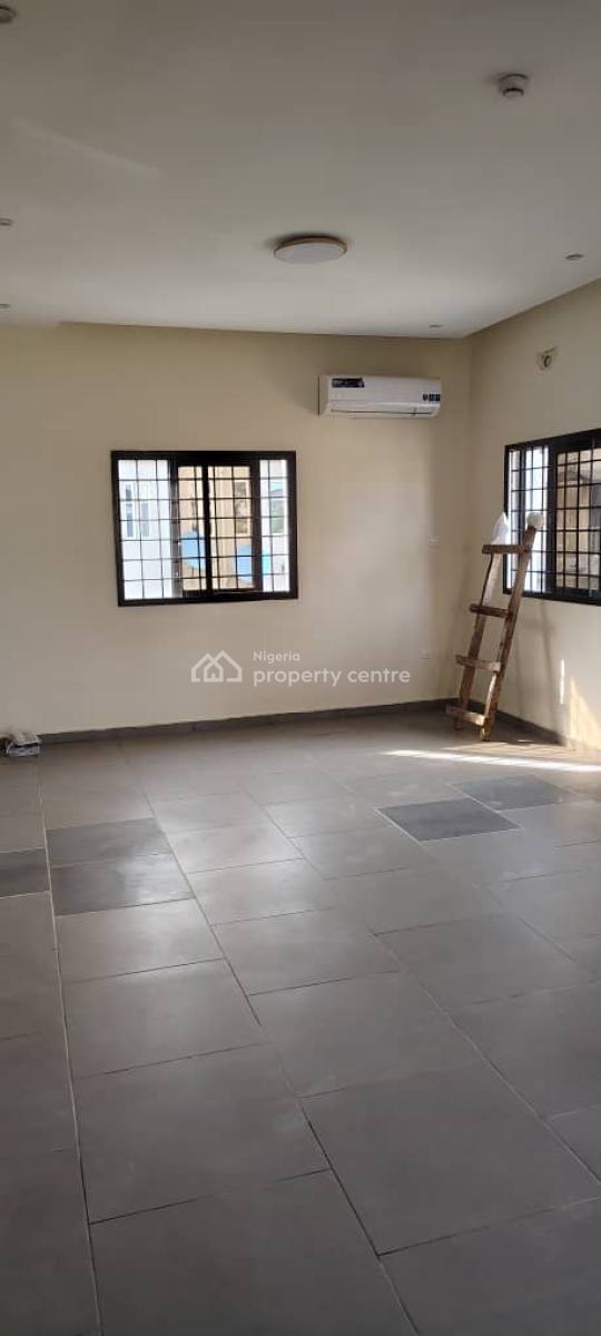 Fully Serviced 3 Bedroom Apartment + Bq, Swimming Pool, Gym, Off Admiralty Way, Lekki Phase 1, Lekki, Lagos, Flat / Apartment for Rent