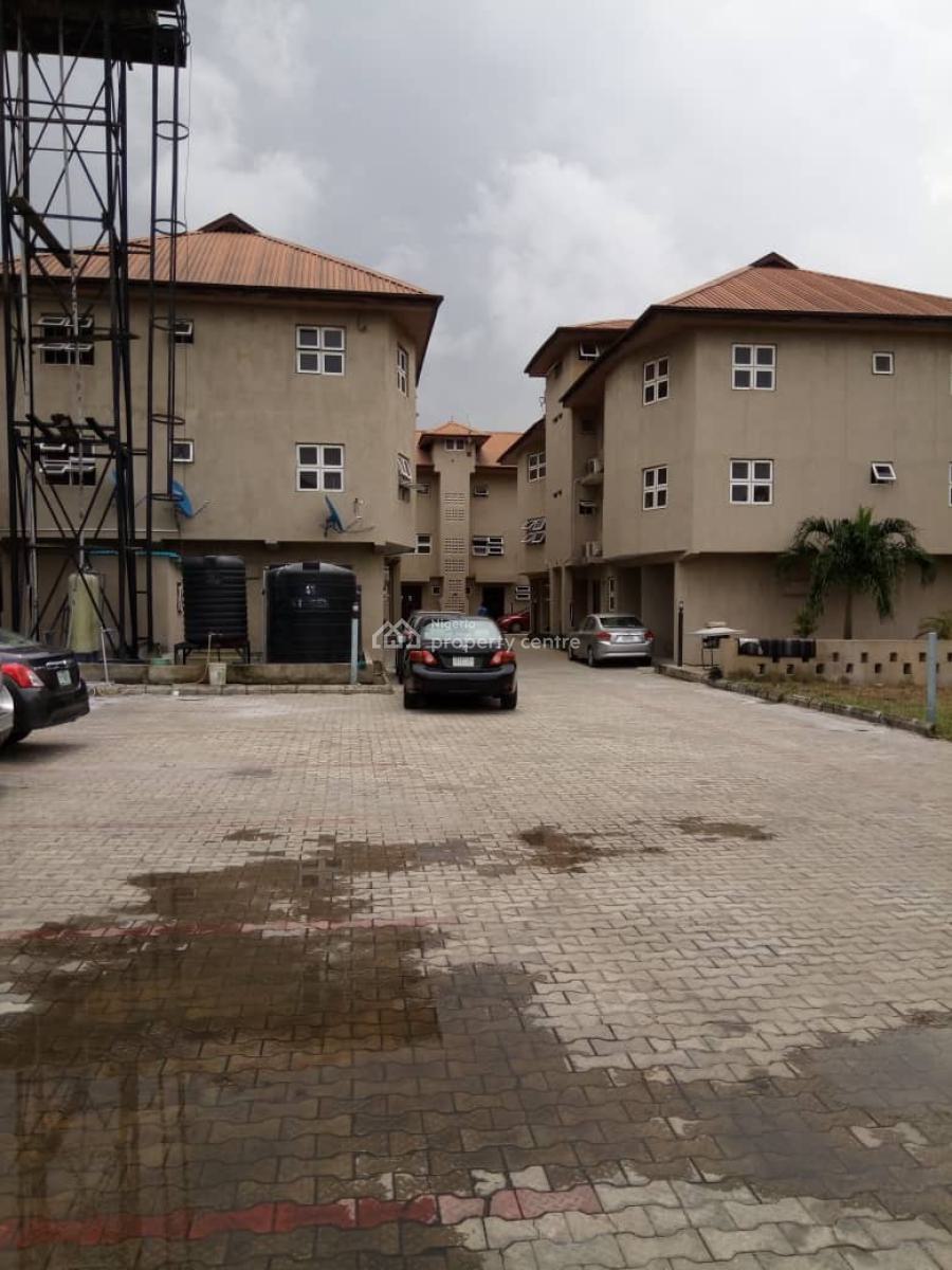 8nos of 3 Bedrooms, 4nos of 1 Bedroom, 2 Attics Flat, 2nos of 4 Bed, Oniru, Victoria Island (vi), Lagos, Block of Flats for Sale