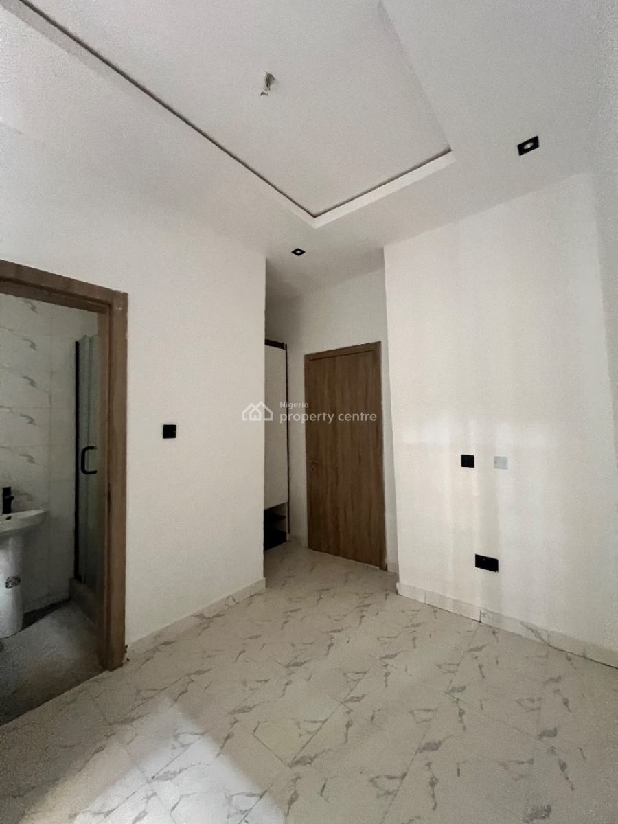 a Magnificent 3bedroom Duplex, Opposite Sky Mall, Lbs Ajah, Lekki Phase 2, Lekki, Lagos, Terraced Duplex for Rent