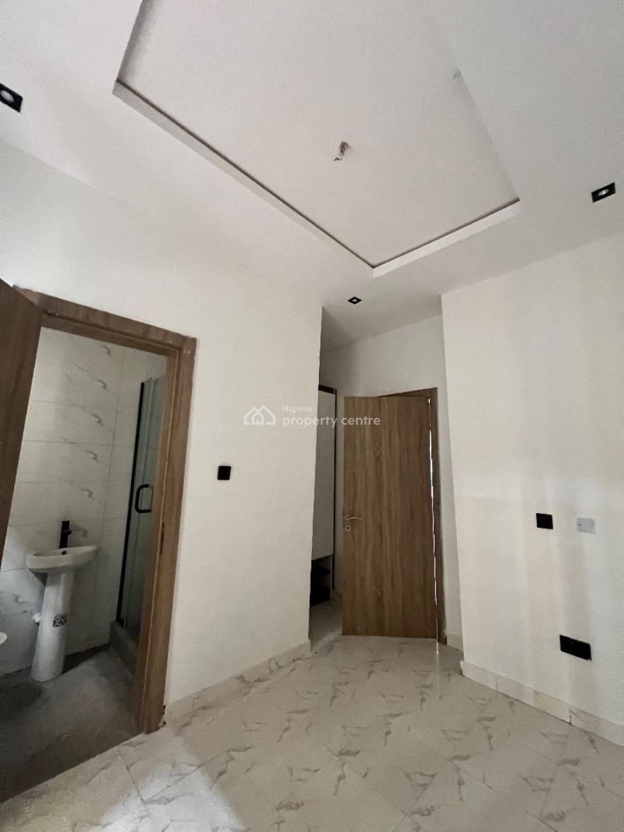 a Magnificent 3bedroom Duplex, Opposite Sky Mall, Lbs Ajah, Lekki Phase 2, Lekki, Lagos, Terraced Duplex for Rent