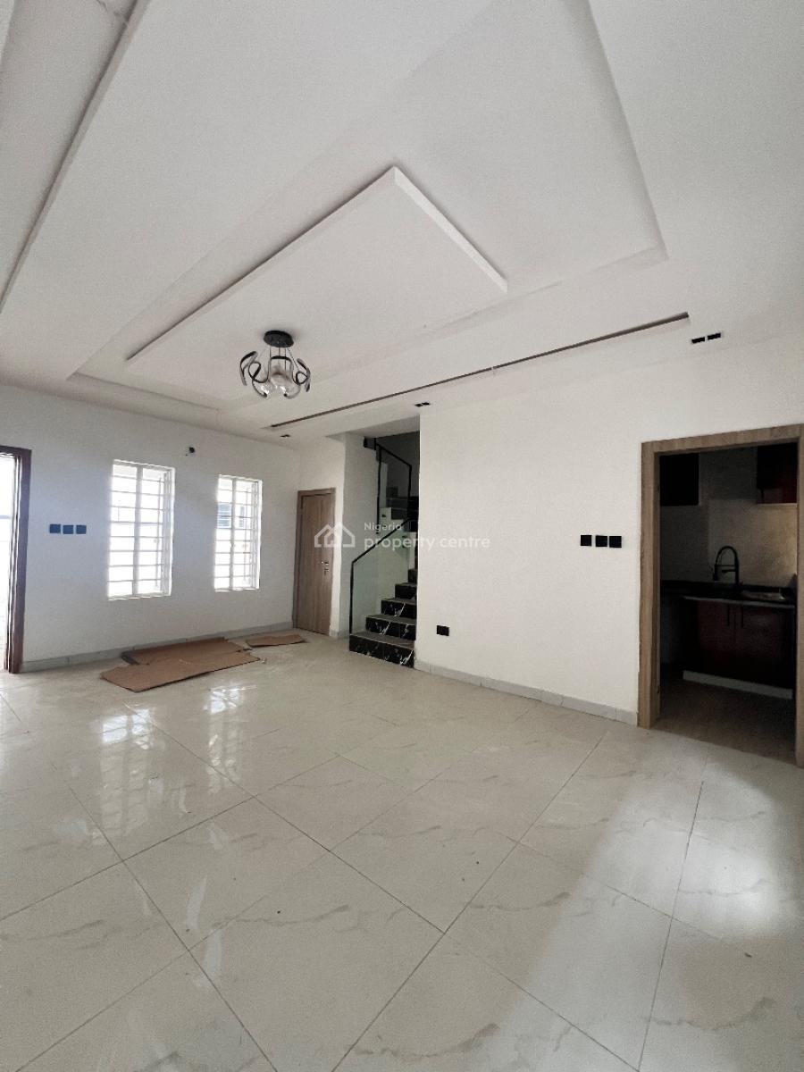a Magnificent 3bedroom Duplex, Opposite Sky Mall, Lbs Ajah, Lekki Phase 2, Lekki, Lagos, Terraced Duplex for Rent