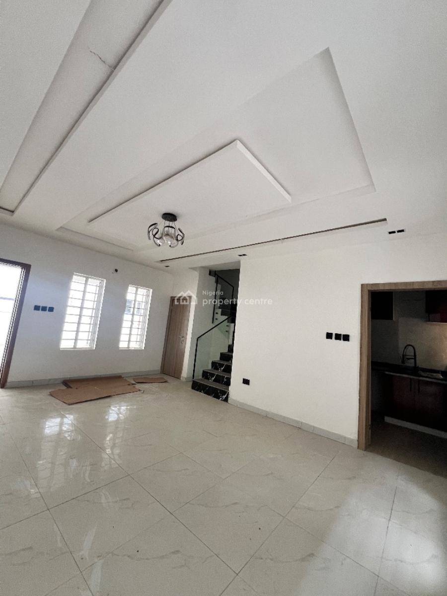 a Magnificent 3bedroom Duplex, Opposite Sky Mall, Lbs Ajah, Lekki Phase 2, Lekki, Lagos, Terraced Duplex for Rent