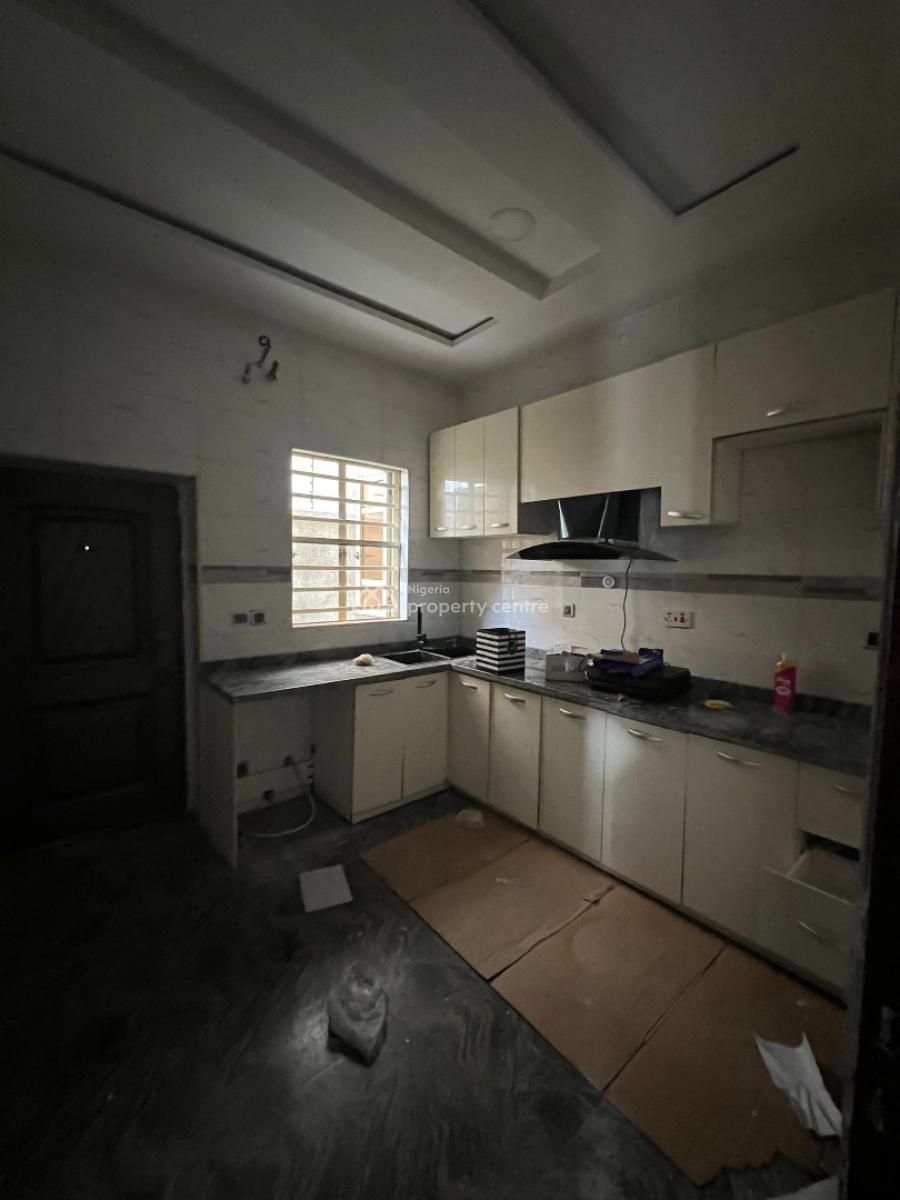 Two Bedroom Apartments, Chevron, Lekki, Lagos, Flat / Apartment for Sale