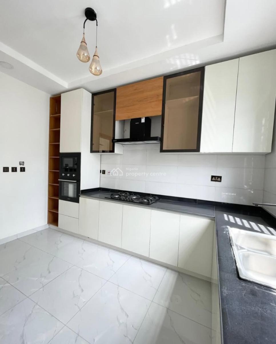 Serviced 2 Bedroom En-suite Flat with an Enclosed Fitted Kitchen, Cook, Ikate Elegushi, Lekki, Lagos, Flat / Apartment for Rent