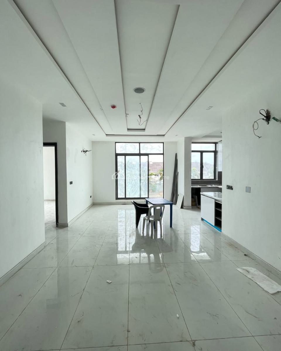 2 Bedroom Apartment, Lekki Phase 1, Lekki, Lagos, Block of Flats for Sale