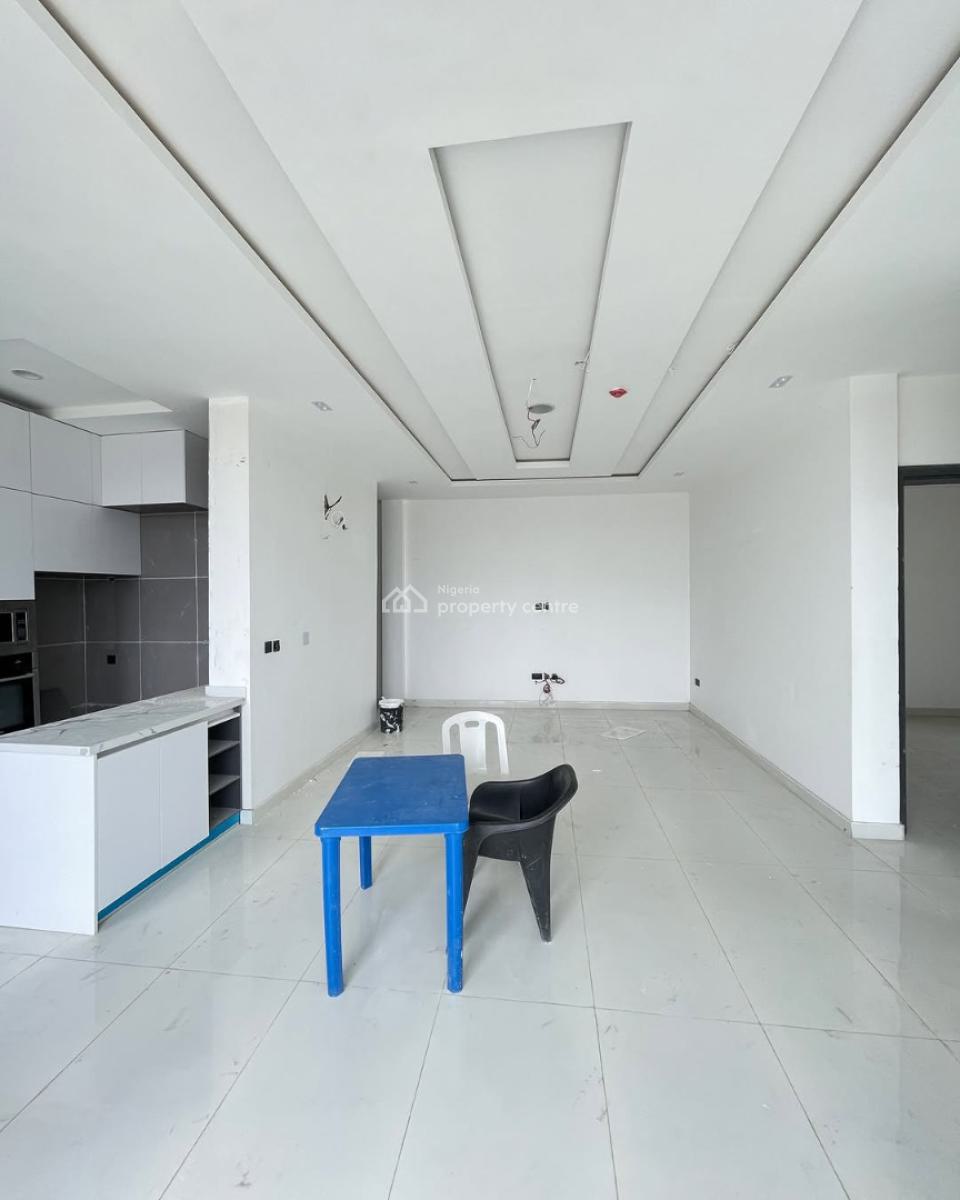 2 Bedroom Apartment, Lekki Phase 1, Lekki, Lagos, Block of Flats for Sale