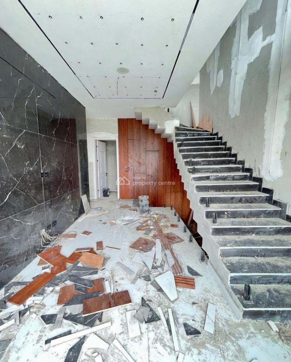 5 Bedroom Terrace Duplex, Lekki Phase 1, Lekki, Lagos, Terraced Duplex for Sale