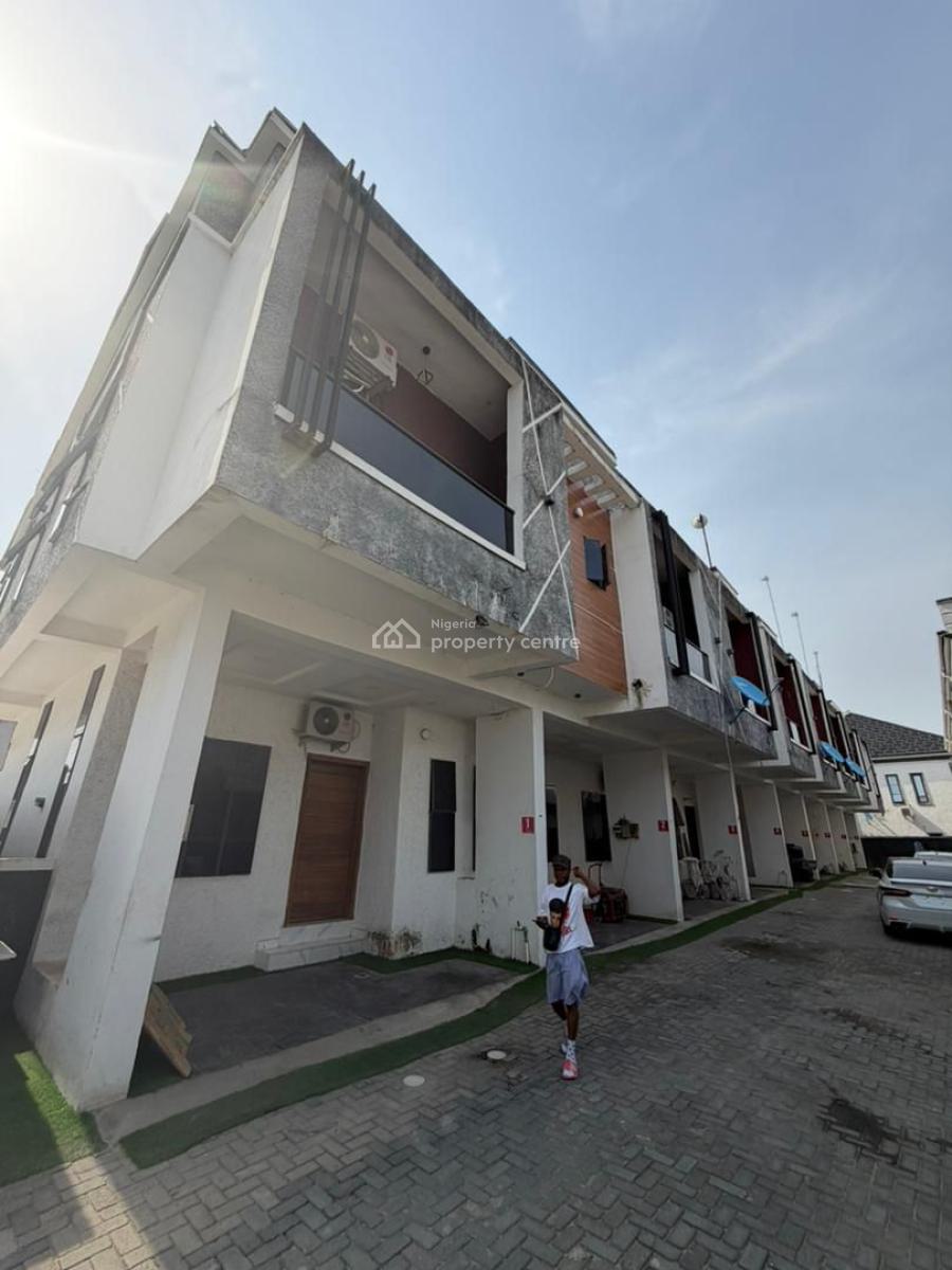 Spacious 3 Bedroom Terrace House, Lekki County, Ikota, Lekki, Lagos, Terraced Duplex for Rent