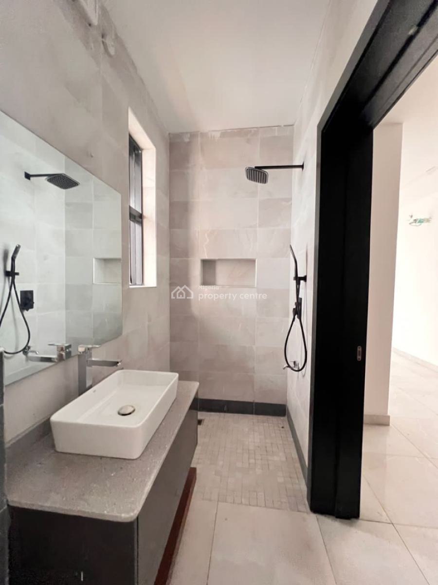 4-bedroom with Security, Victoria Island (vi), Lagos, Flat / Apartment for Rent