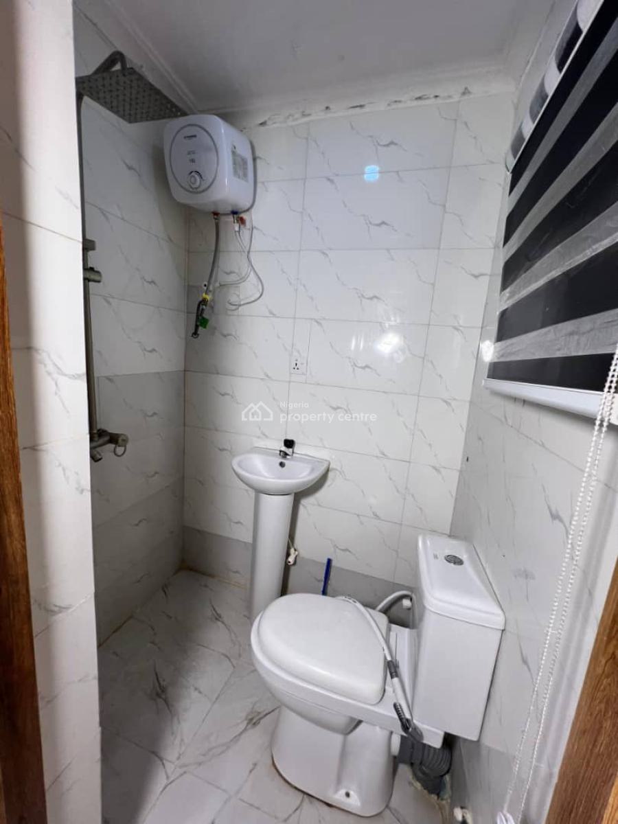 a Reliable and Convenient Studio Apartment, Hasstrup Street, Surulere, Lagos, Self Contain (single Rooms) Short Let