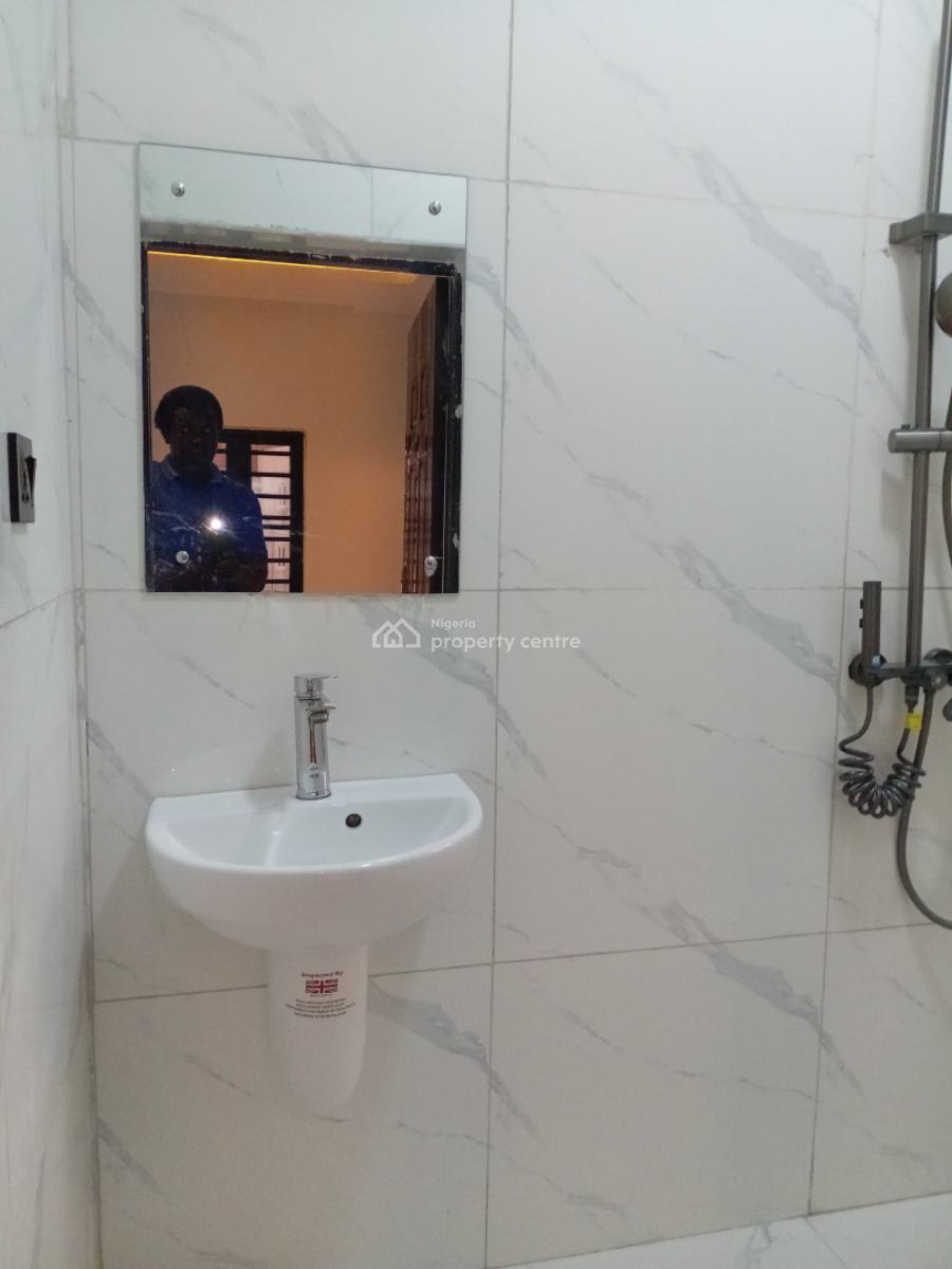 a Luxury 2 Bedrooms Flat, Genesis Court, Badore, Ajah, Lagos, Flat / Apartment for Rent