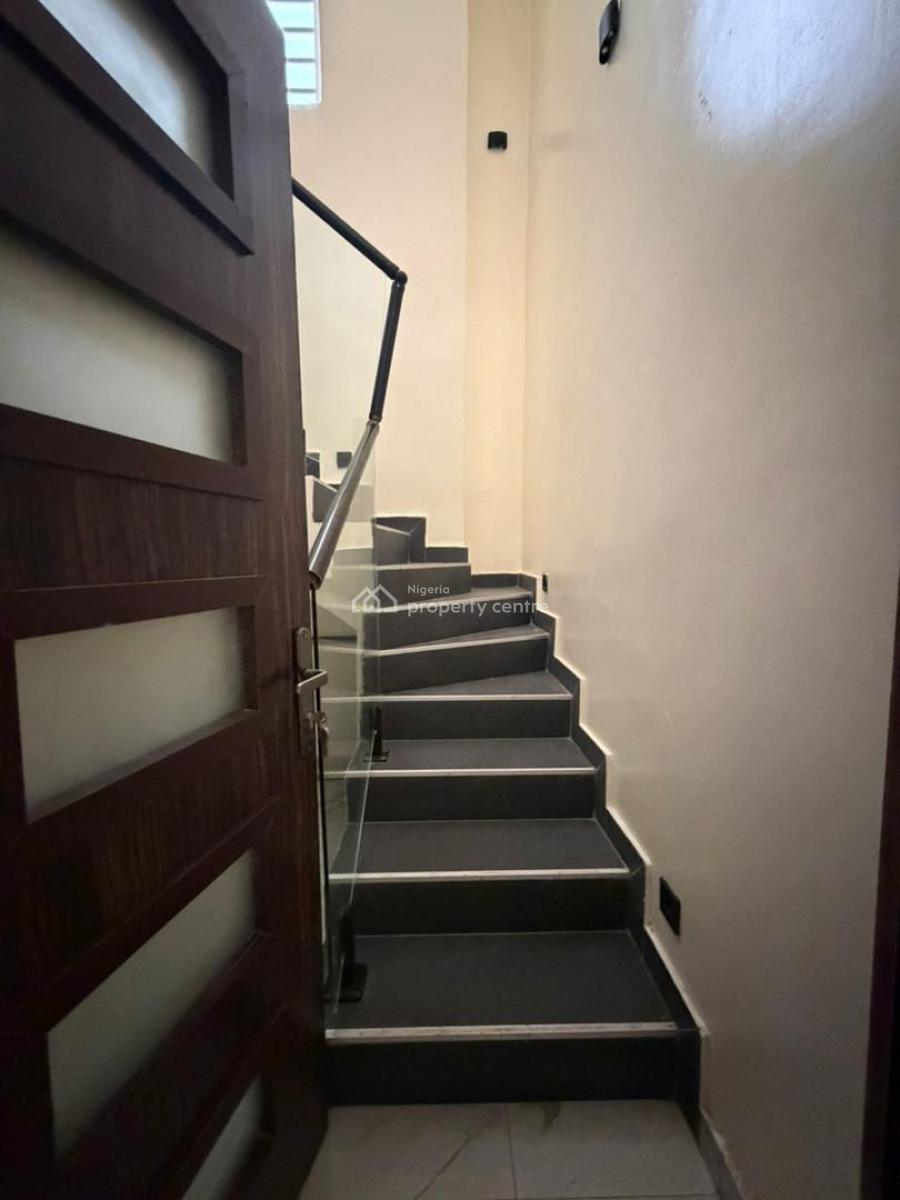 5-bedroom Detached with Bq, Ikota, Lekki, Lagos, Detached Duplex for Rent