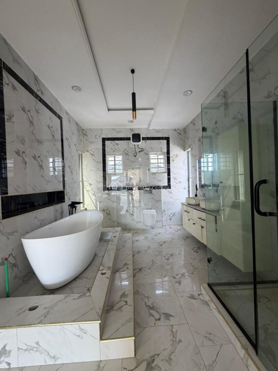 5-bedroom Detached with Bq, Ikota, Lekki, Lagos, Detached Duplex for Rent