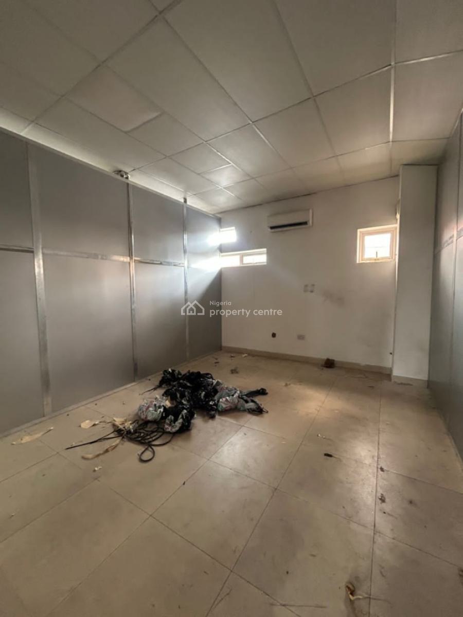 4 Units of 18 Sqmtrs Ready-to-use Commercial Shops Available, Ogudu Gra Road, Ogudu, Lagos, Office Space for Rent