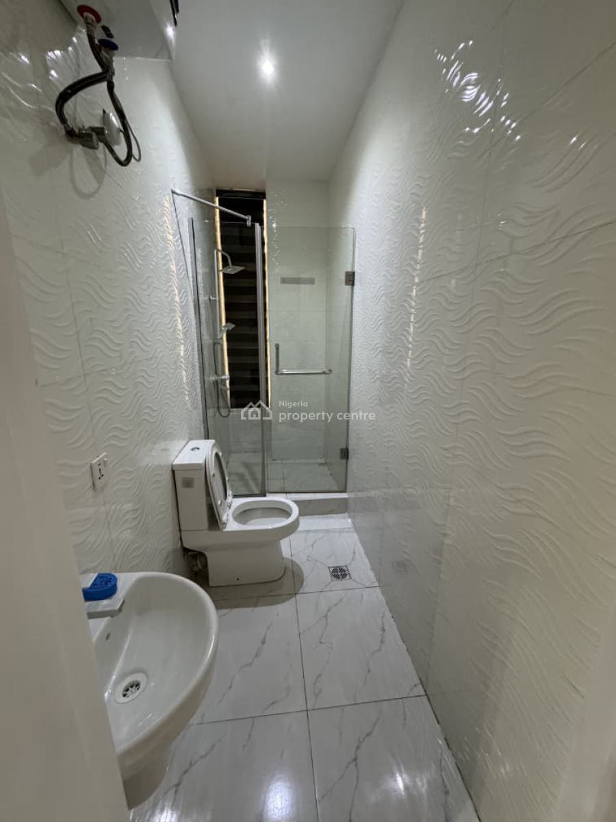 2 Bedroom Apartment, Spg Ologolo, Ologolo, Lekki, Lagos, Flat / Apartment for Rent