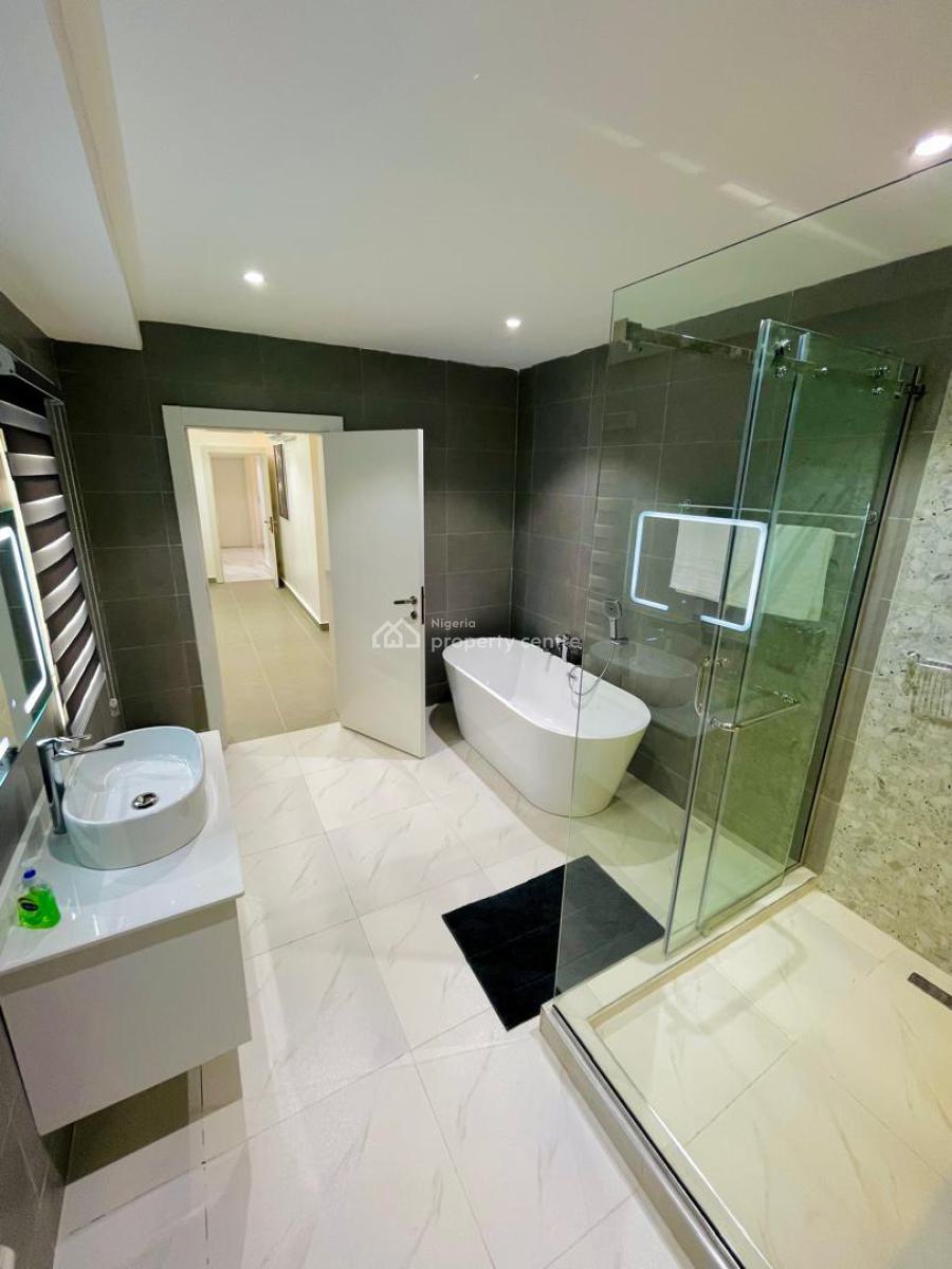 Luxury 4 Bedroom Penthouse with Excellent Facilities, Freedom Way , Primewater View Estate, Lekki Phase 1, Lekki, Lagos, Flat / Apartment for Sale