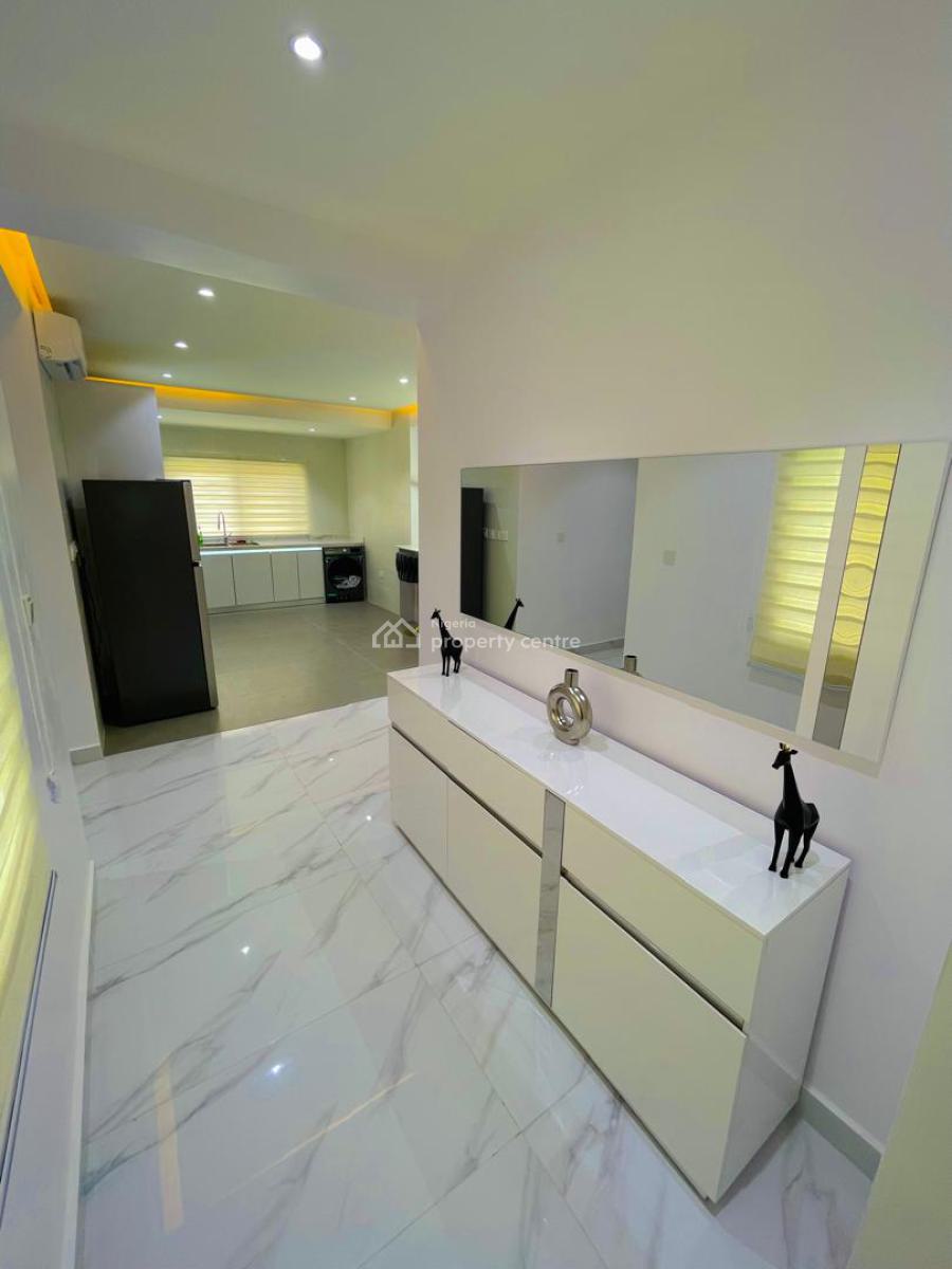 Luxury 4 Bedroom Penthouse with Excellent Facilities, Freedom Way , Primewater View Estate, Lekki Phase 1, Lekki, Lagos, Flat / Apartment for Sale