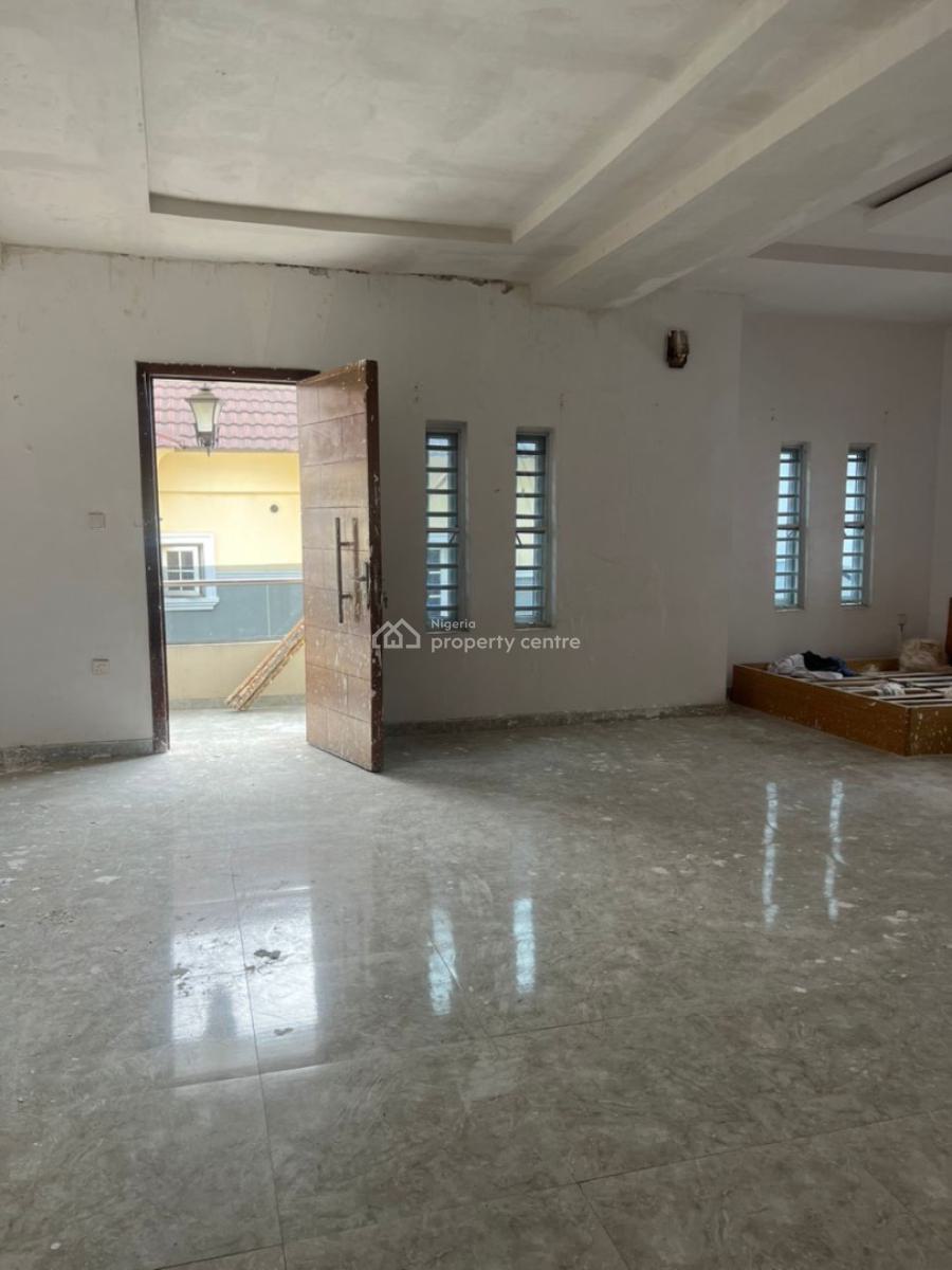 Luxury  Master Bedroom Upstairs with Suitable Power Supply, Chevy View Chevron, Lekki, Lagos, Self Contain (single Rooms) for Rent