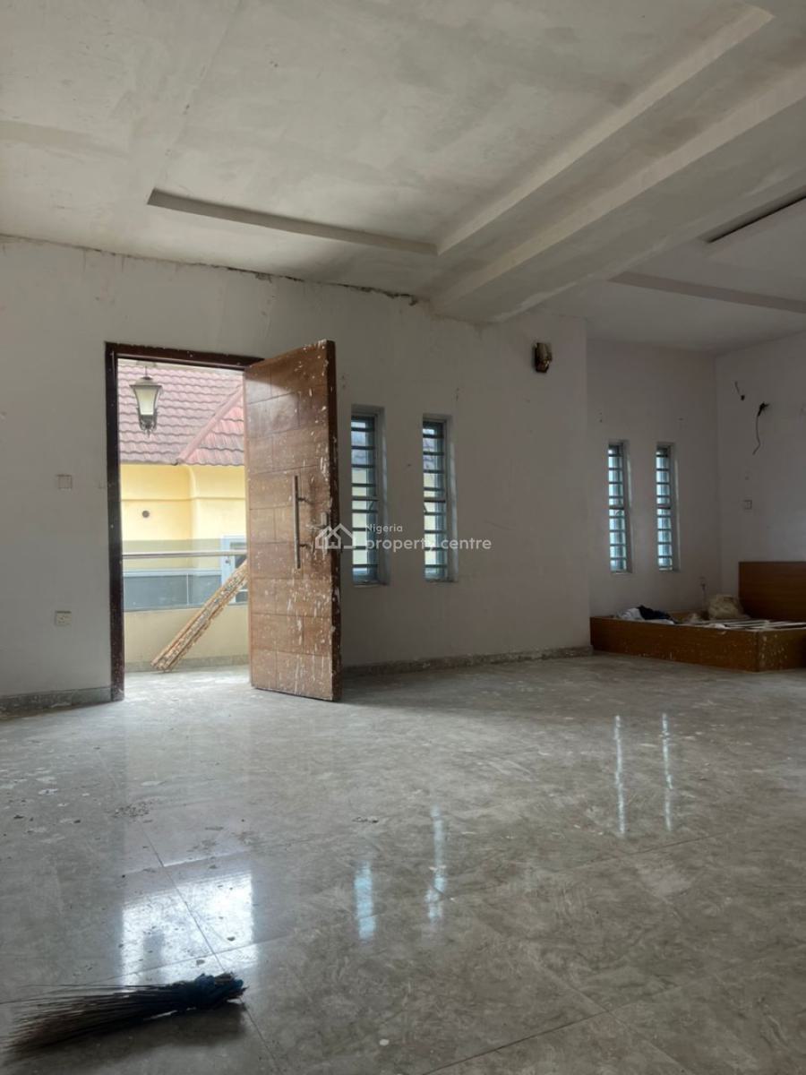 Luxury  Master Bedroom Upstairs with Suitable Power Supply, Chevy View Chevron, Lekki, Lagos, Self Contain (single Rooms) for Rent