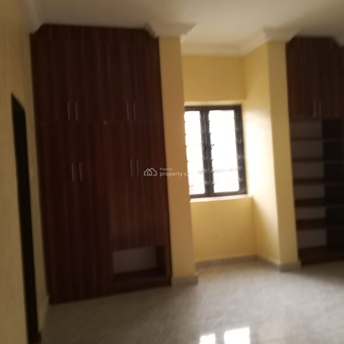 Luxury 3 Bedrooms Flat with Bq, Guzape District, Abuja, Flat / Apartment for Rent