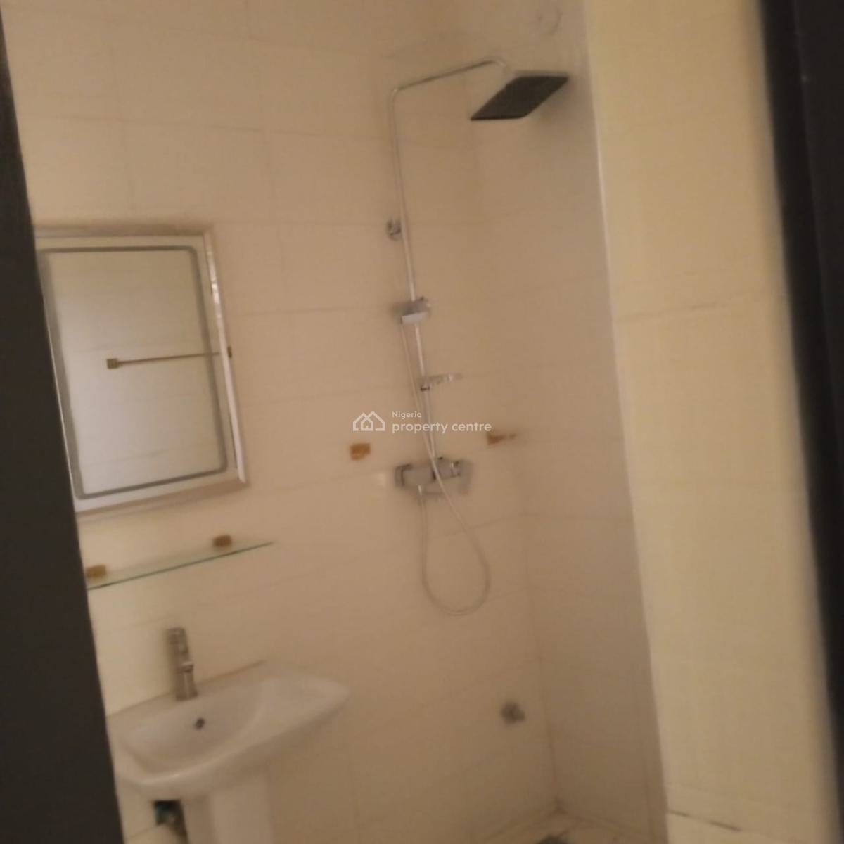 Luxury 3 Bedrooms Flat with Bq, Guzape District, Abuja, Flat / Apartment for Rent