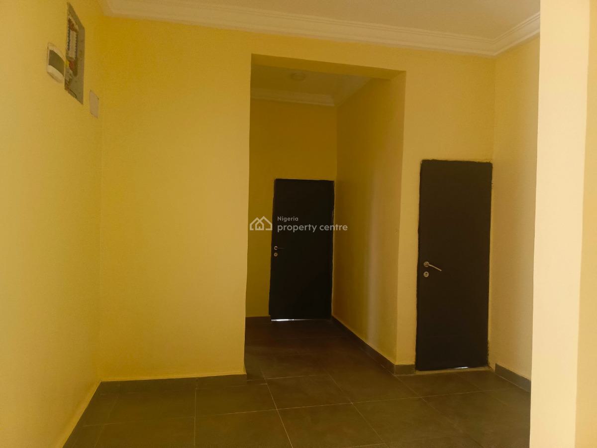Luxury 3 Bedrooms Flat with Bq, Guzape District, Abuja, Flat / Apartment for Rent