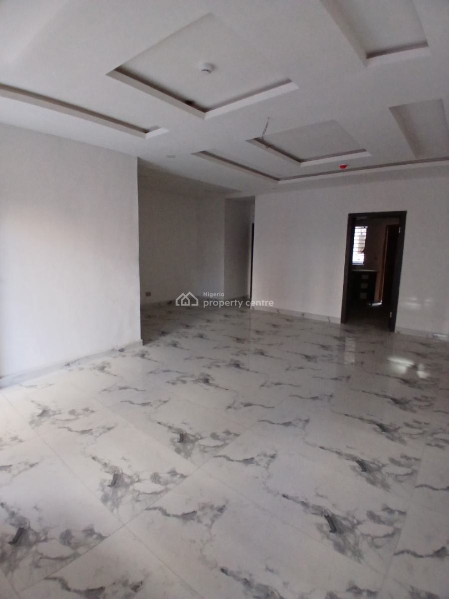 Newly Built and Serviced 2 Bedroom En-suite Flat with an Enclosed Fitt, Lekki Phase 1, Lekki, Lagos, Flat / Apartment for Rent