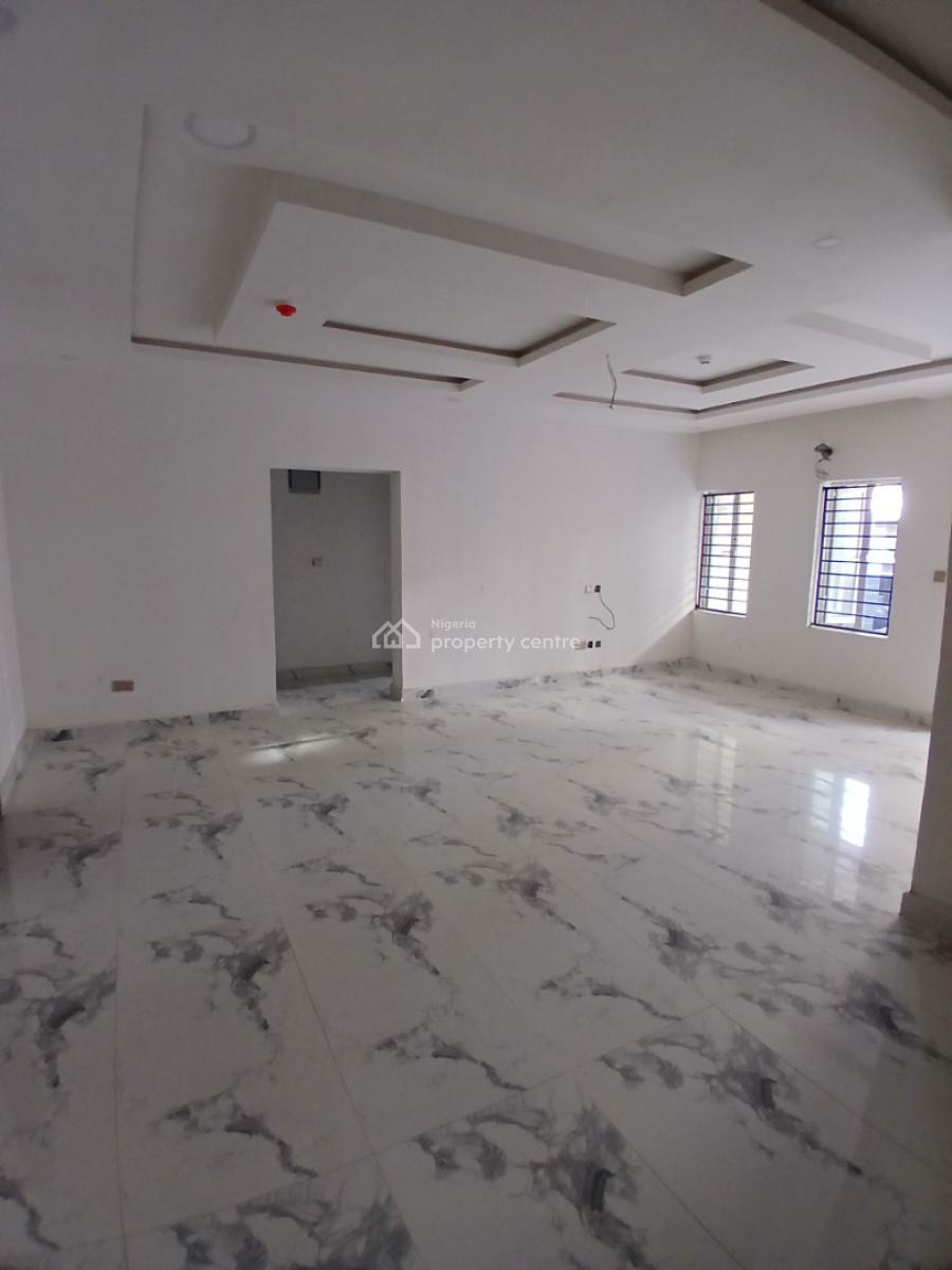 Newly Built and Serviced 2 Bedroom En-suite Flat with an Enclosed Fitt, Lekki Phase 1, Lekki, Lagos, Flat / Apartment for Rent