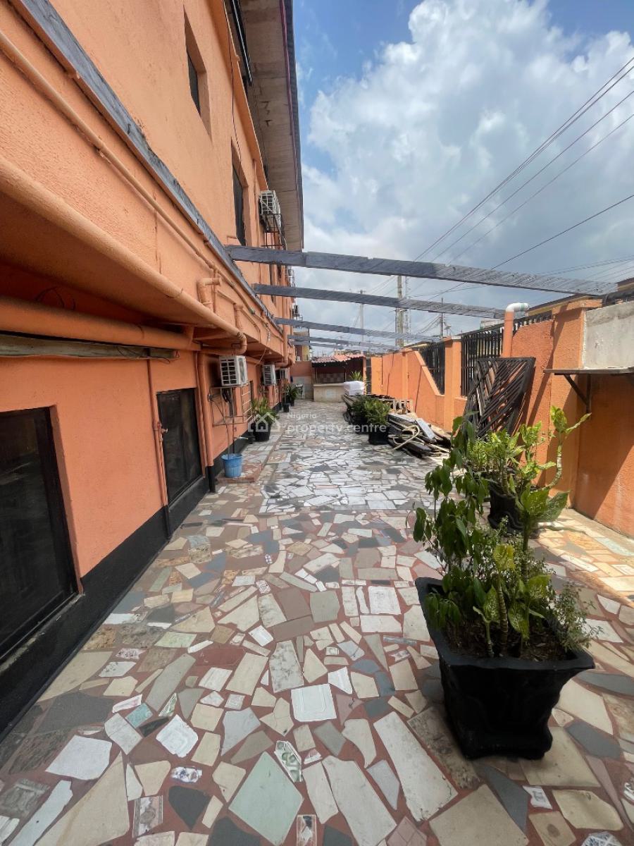 a Functional 18 Rooms Hotel, Ikeja, Lagos, Hotel / Guest House for Sale