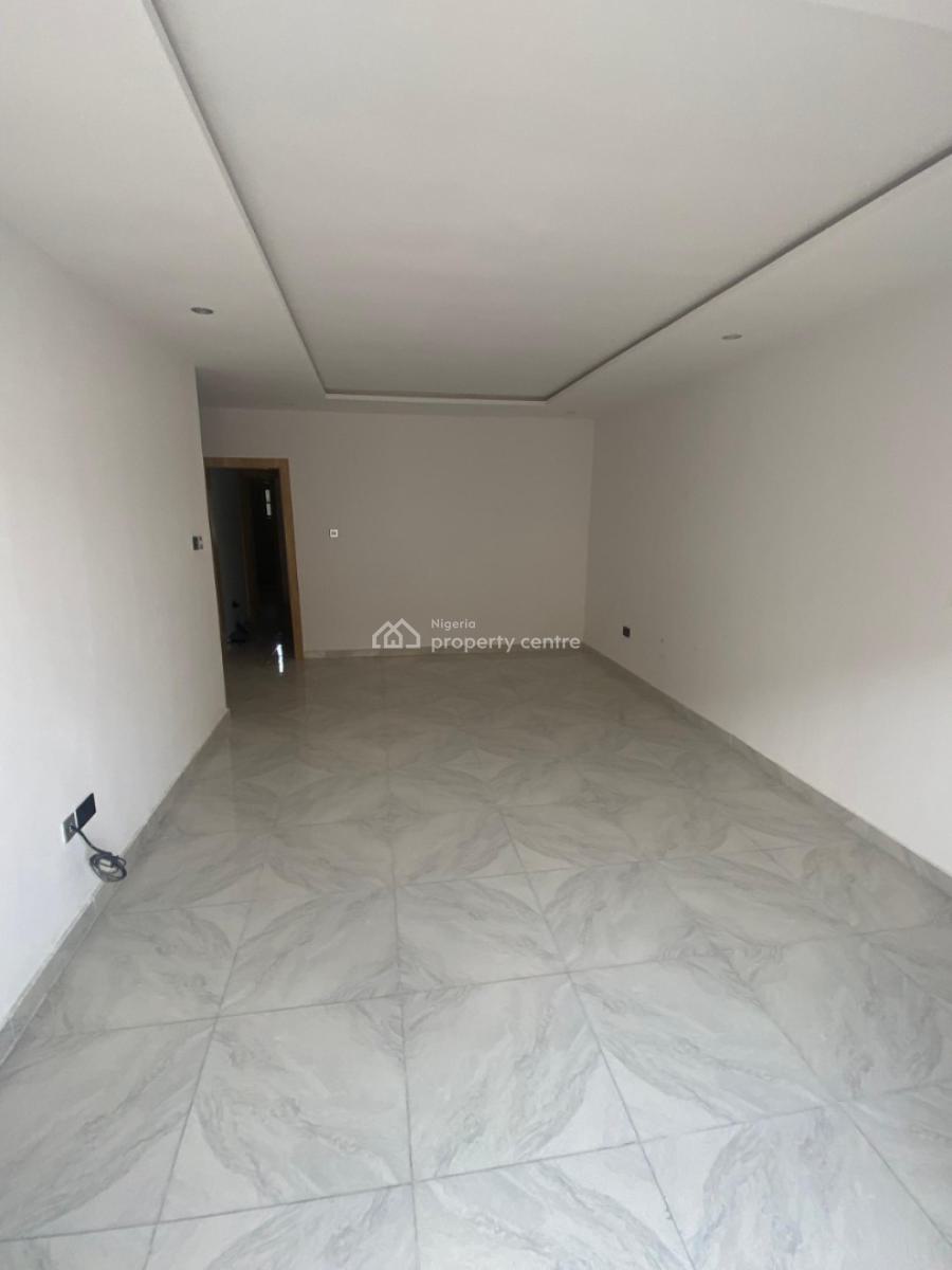 Exquisitely Finished Serviced 4 Bedroom Terrace with a Room Bq, Lekki Phase 1, Lekki, Lagos, Terraced Duplex for Rent