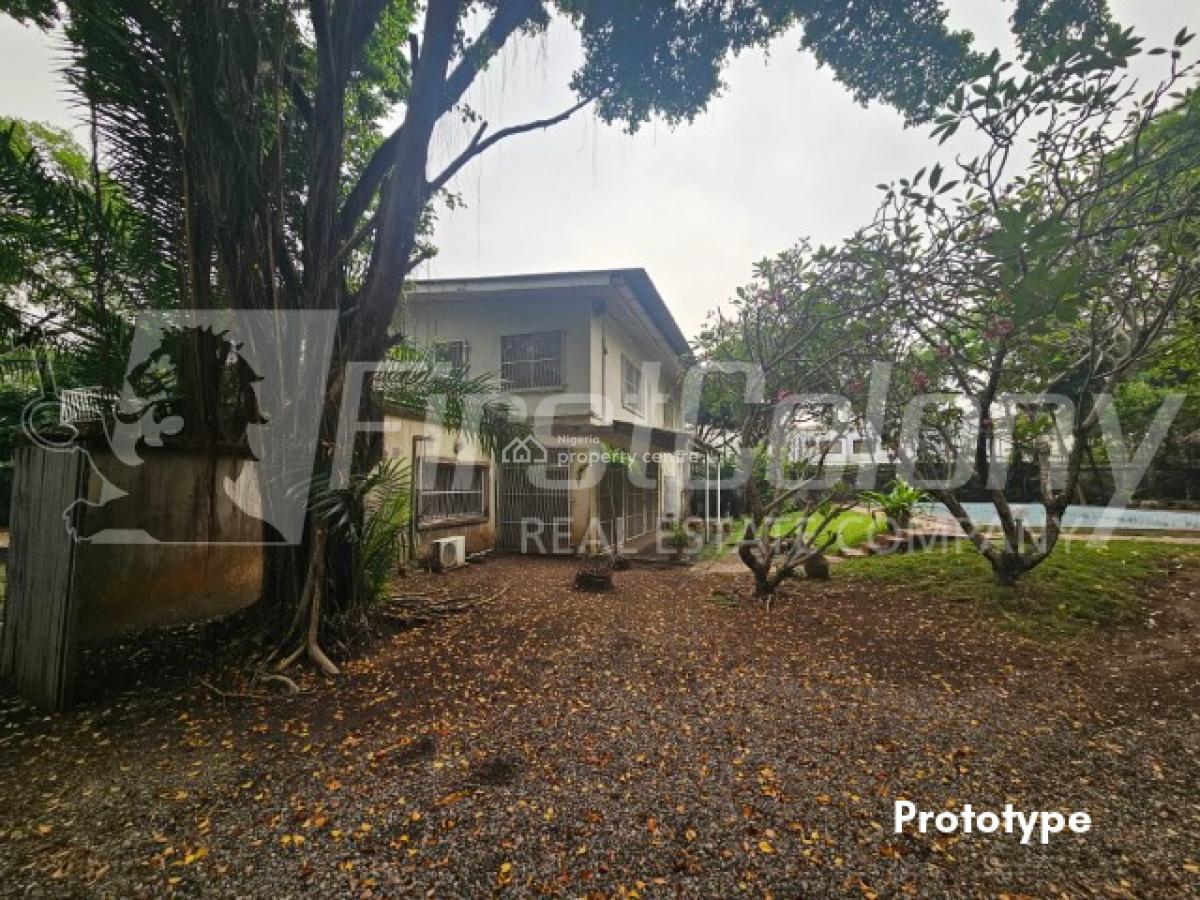 Gigantic 3 Bedroom Detached Home on Massive Private Premises, Old Ikoyi, Ikoyi, Lagos, Detached Duplex for Rent