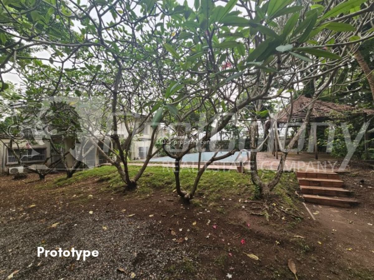 Gigantic 3 Bedroom Detached Home on Massive Private Premises, Old Ikoyi, Ikoyi, Lagos, Detached Duplex for Rent