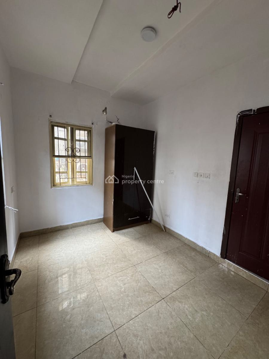 Self Contain, Chevy View Estate, Lekki Expressway, Lekki, Lagos, Self Contain (single Rooms) for Rent
