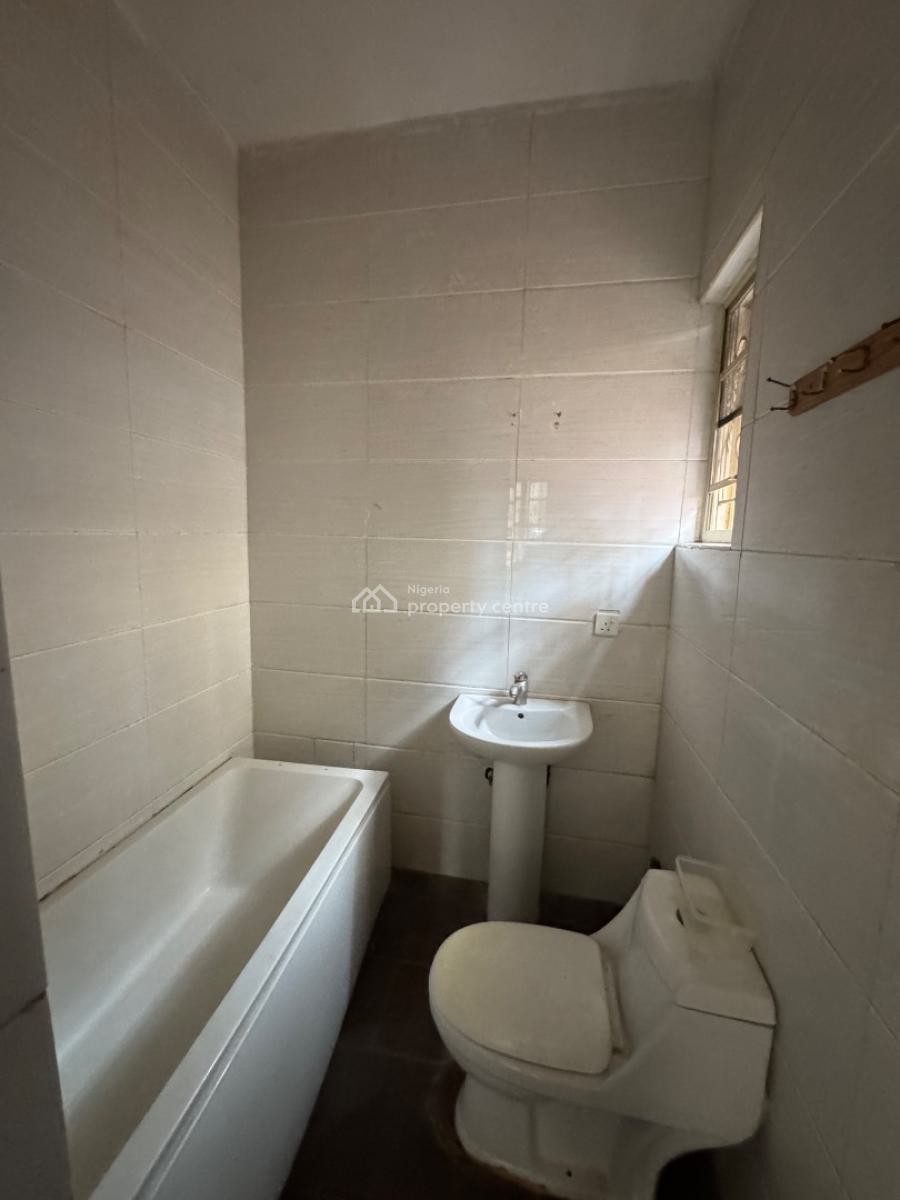 Self Contain, Chevy View Estate, Lekki Expressway, Lekki, Lagos, Self Contain (single Rooms) for Rent