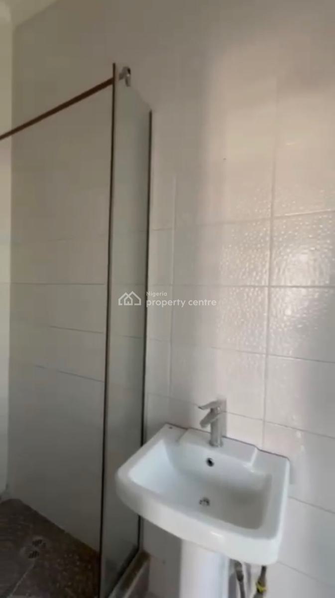 Self Contain, Ikota Villa Estate, Ikota, Lekki, Lagos, Self Contain (single Rooms) for Rent