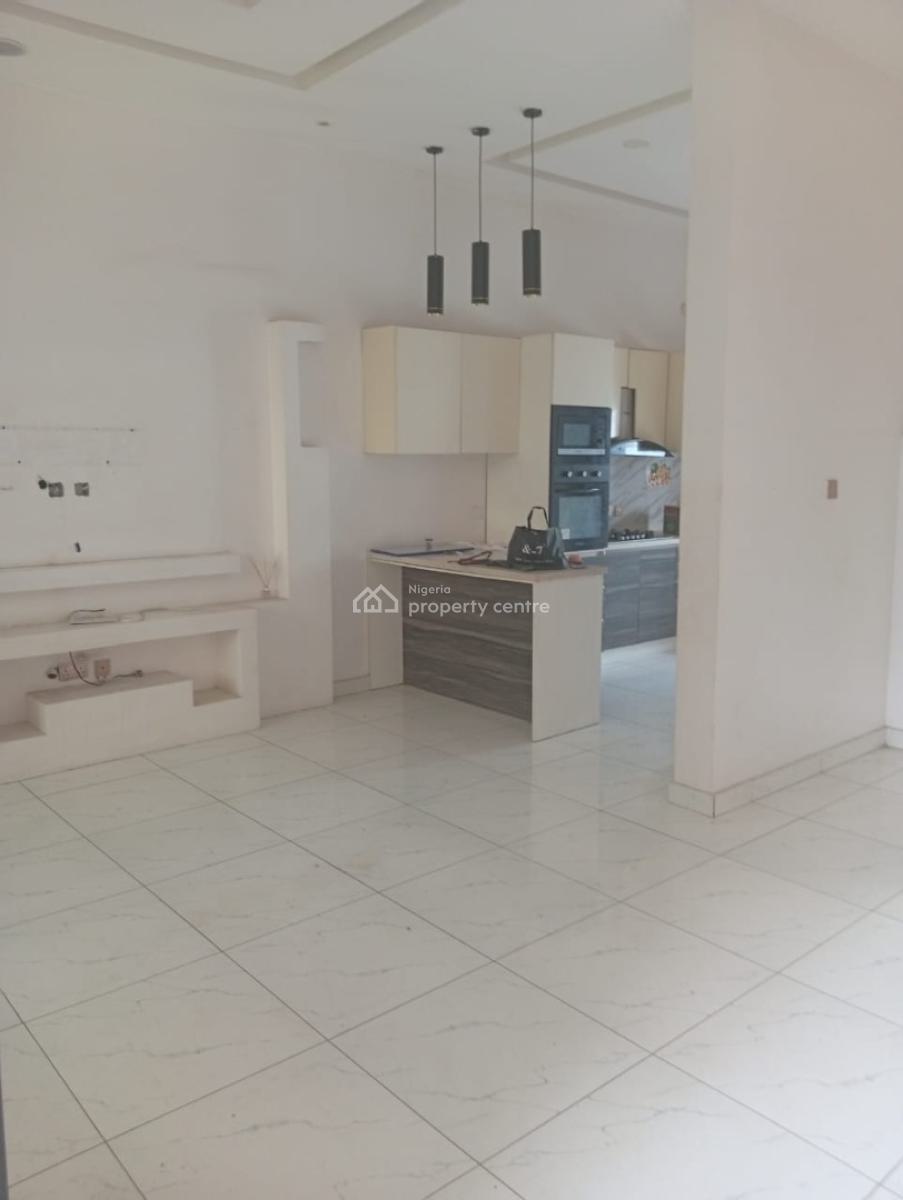4 Bedrooms Detached Duplex in an Estate at Ajah Lekki, Lekki Palms, Ajah, Lagos, Semi-detached Duplex for Rent