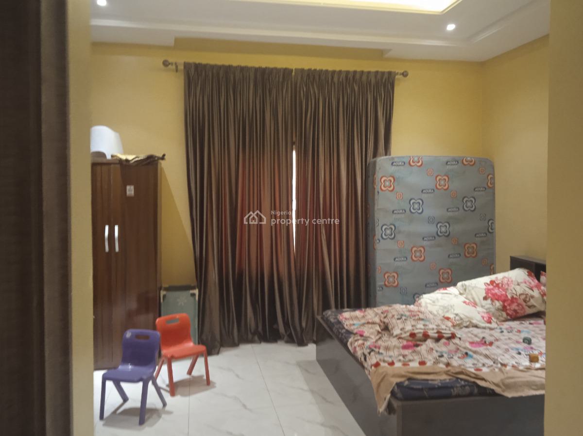 Very Massive 2 Bedrooms on Ground Floor, Off Airport Junction Road, By Ics, Jabi, Abuja, Flat / Apartment for Rent