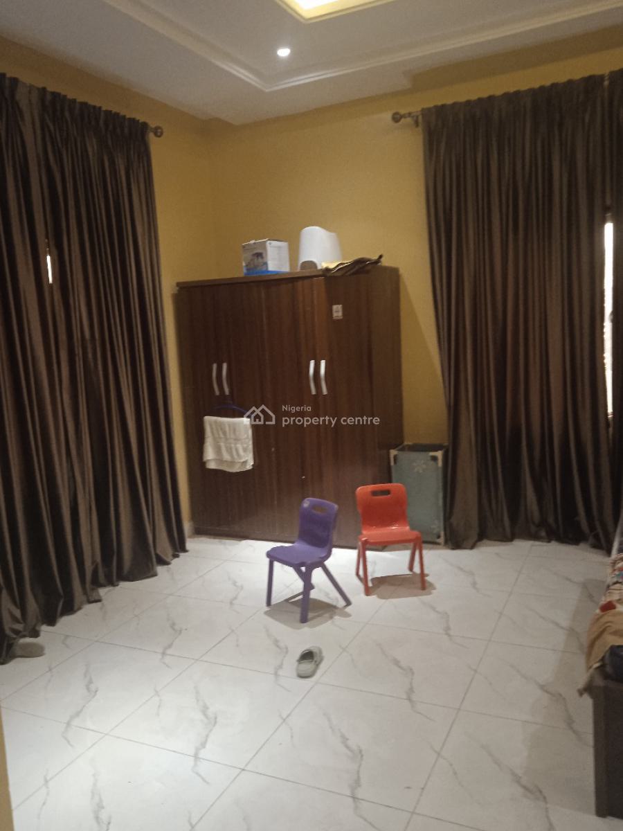 Very Massive 2 Bedrooms on Ground Floor, Off Airport Junction Road, By Ics, Jabi, Abuja, Flat / Apartment for Rent