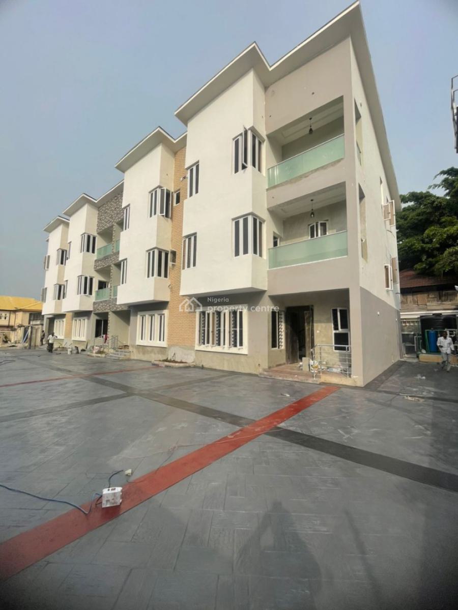 Luxury 4-bedroom Terrace Duplex with Bq, Lekki, Lagos, Terraced Duplex for Rent