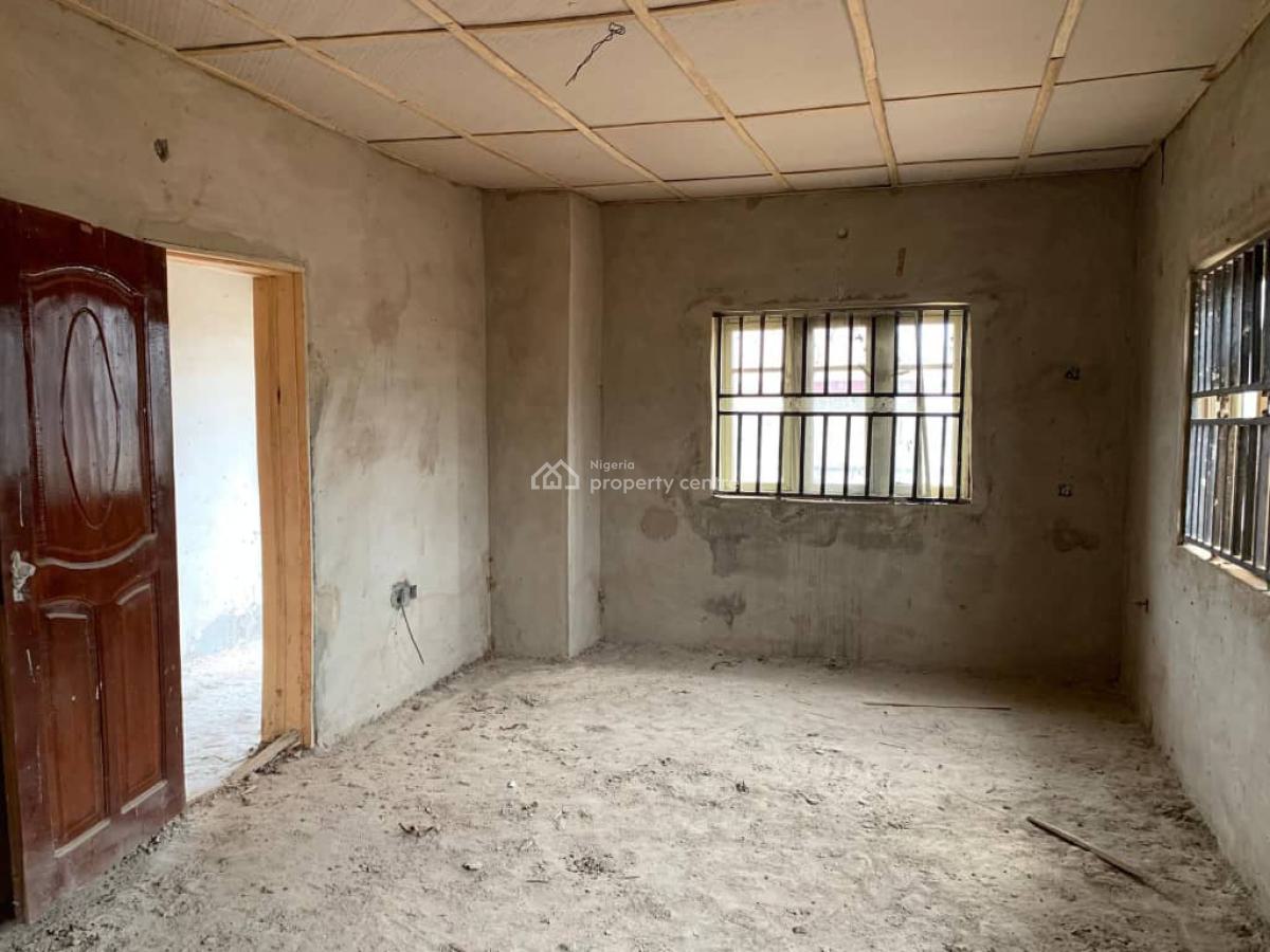 Spacious 7-bedroom Duplex on Full Plot -- Ire Akari, Soka, Ibadan, Ire Akari, Soka, Ibadan, Ibadan, Oyo, Detached Duplex for Sale