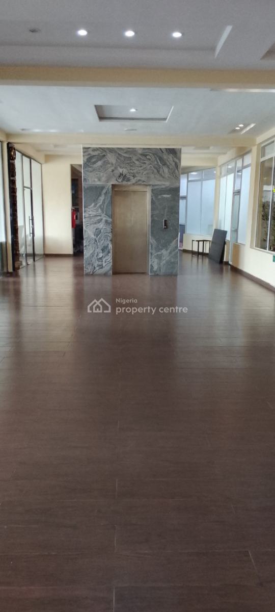 a Office Space, Lekki, Lagos, Plaza / Complex / Mall for Rent