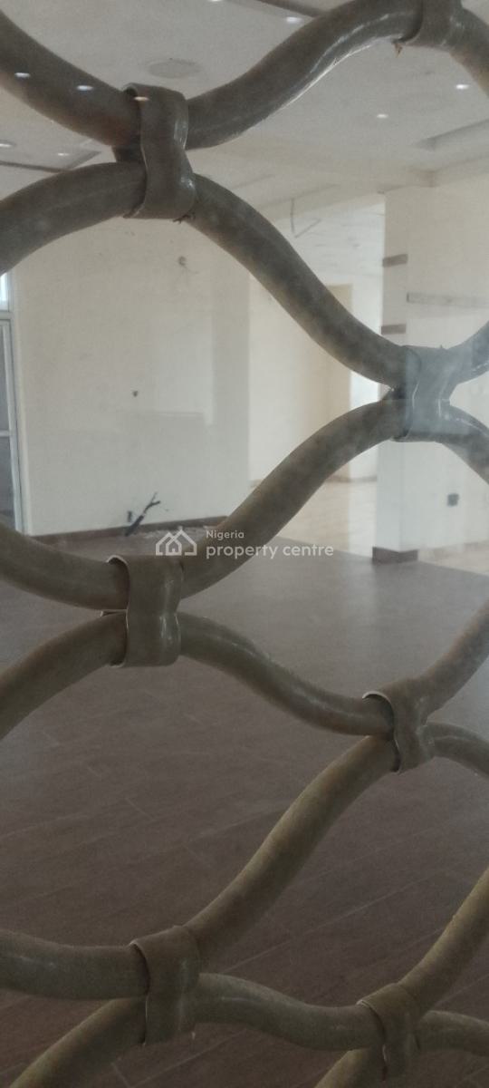 a Office Space, Lekki, Lagos, Plaza / Complex / Mall for Rent