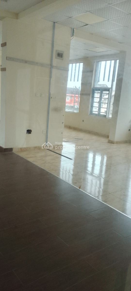 a Office Space, Lekki, Lagos, Plaza / Complex / Mall for Rent