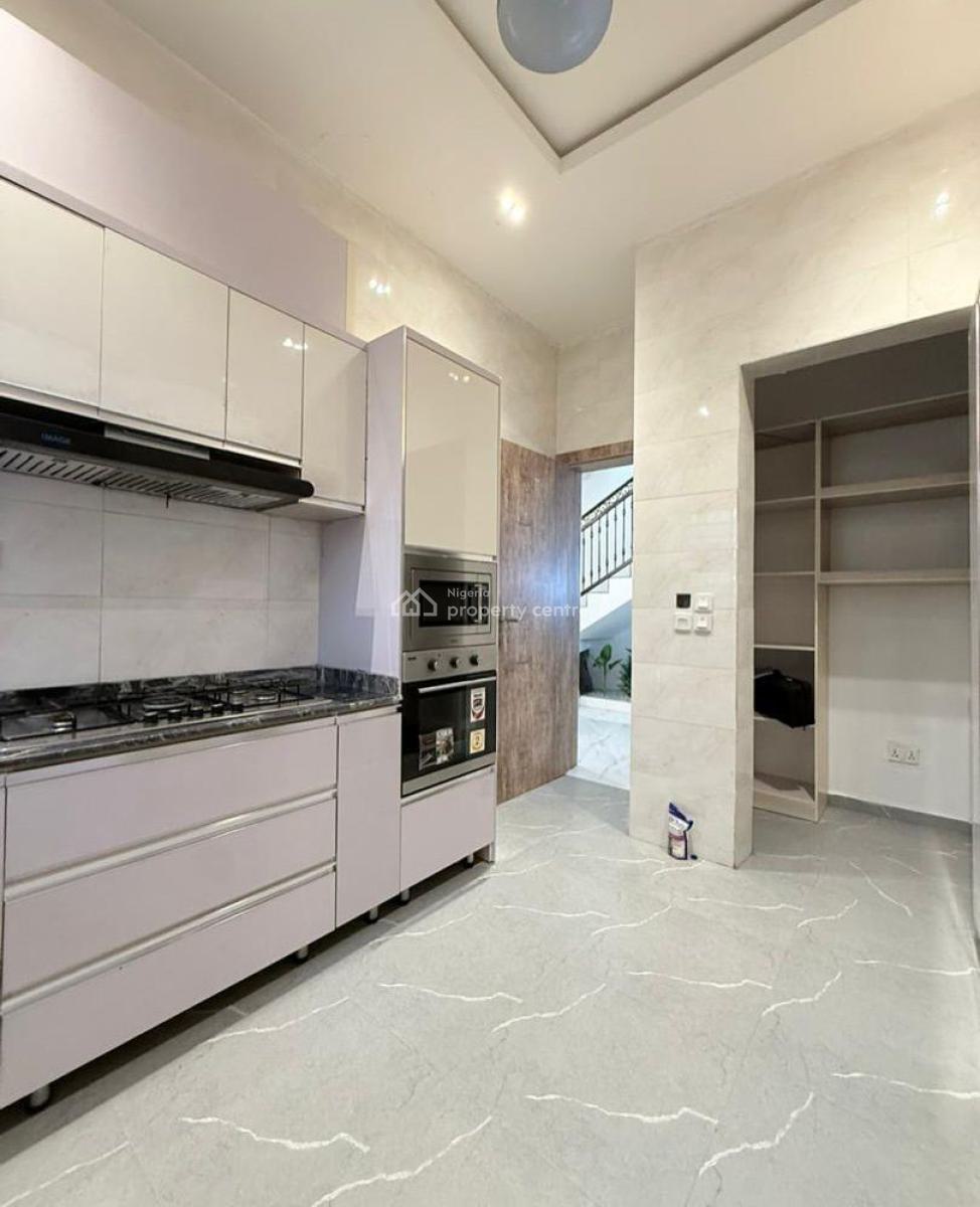 Luxury 4 Bedroom Terrace Duplex with Excellent Facility, Ikota, Lekki, Lagos, Terraced Duplex for Rent