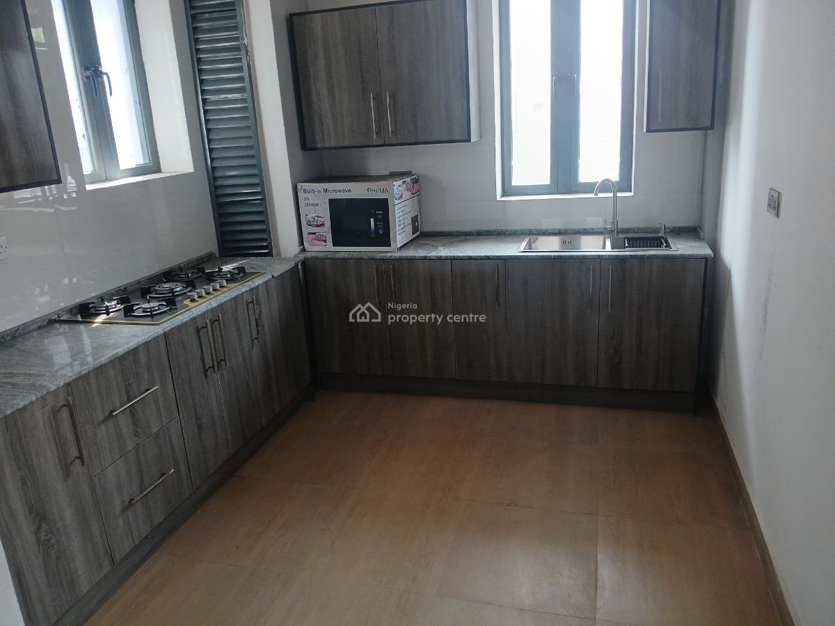 3 Bedroom with Bq, Sinar Daranijo, Victoria Island (vi), Lagos, Flat / Apartment for Rent
