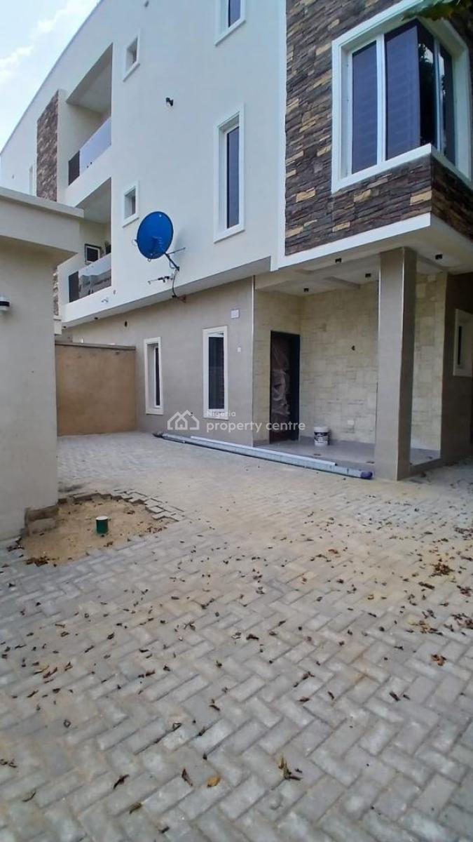 4 Bedroom Semi Detached House with a Room Bq, Parkview, Ikoyi, Lagos, Semi-detached Duplex for Rent
