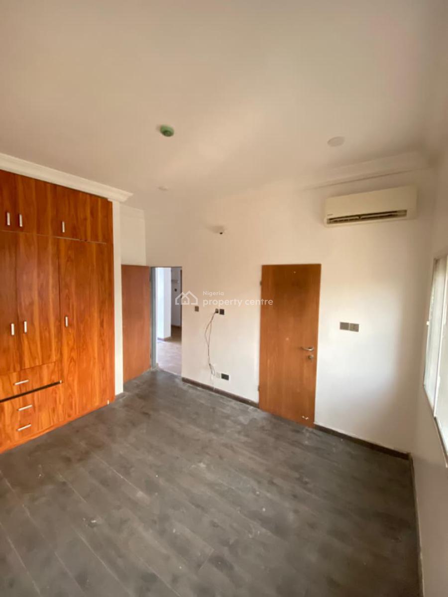 Full Serviced Mini Flat (room and Parlour) Comes with Acs, Chevron Drive, Lekki, Lagos, Mini Flat (room and Parlour) for Rent