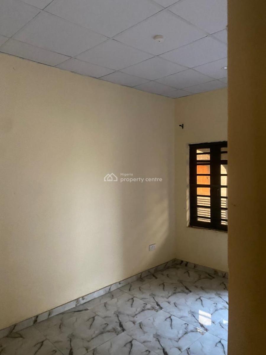 2 Bedroom Flat on Ground Floor, Selewu, Igbogbo, Ikorodu, Lagos, House for Rent