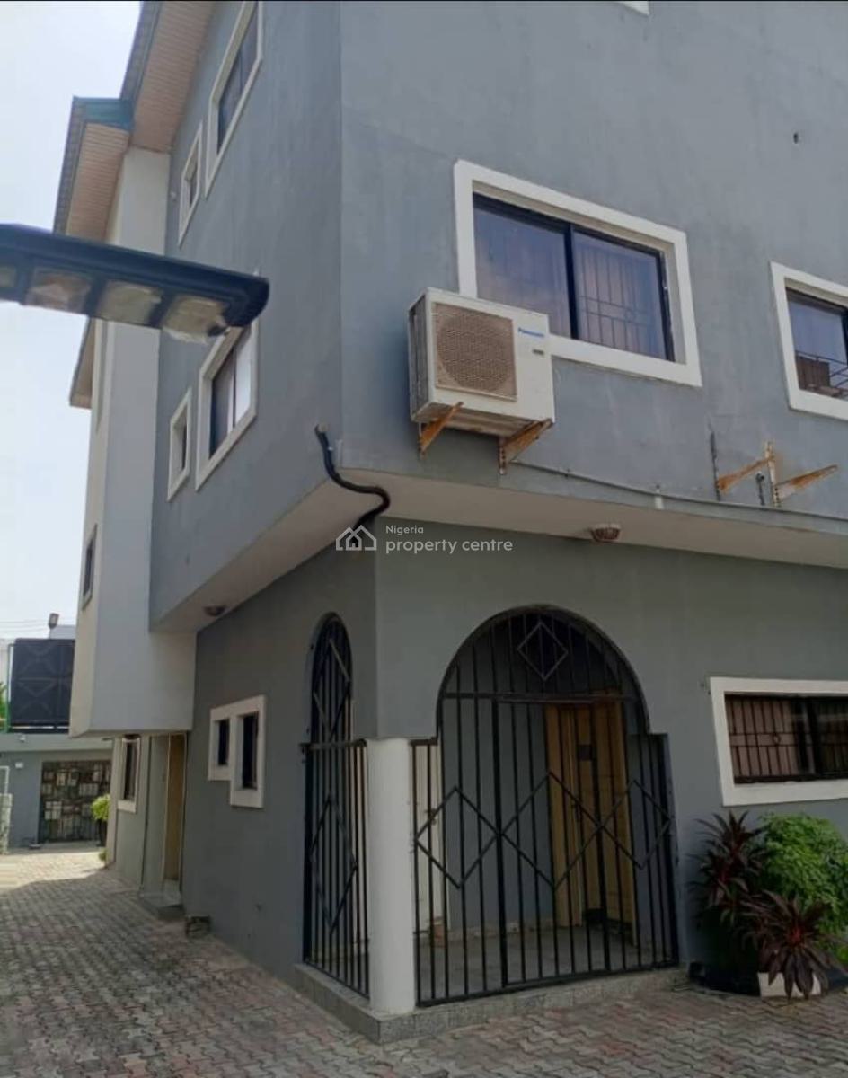 1,200 Sqm with 5-bedroom Detached House and Multiple Units of Flats, Off Remi Olowude Str, Lekki Phase 1, Lekki, Lagos, Land for Sale